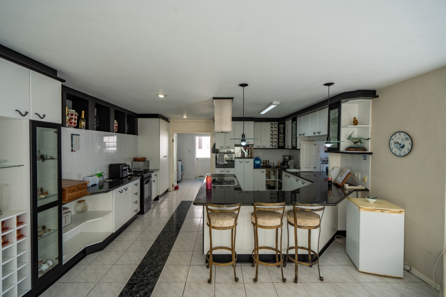7 Bedroom Property for Sale in Royal Alfred Marina Eastern Cape